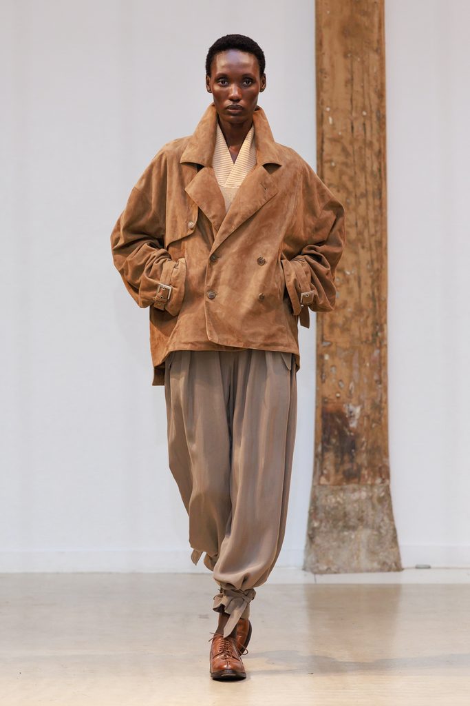 Vautrait printemps-été 2027 : nœuds de voile et palette de bord de mer, présentés à Paris 27 LOOK 3