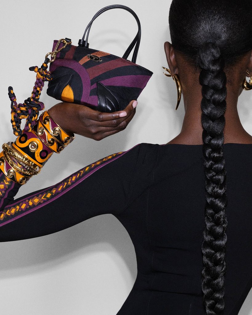 Pucci fait descendre le Palio de Sienne dans la nuit parisienne 34 LOOK08