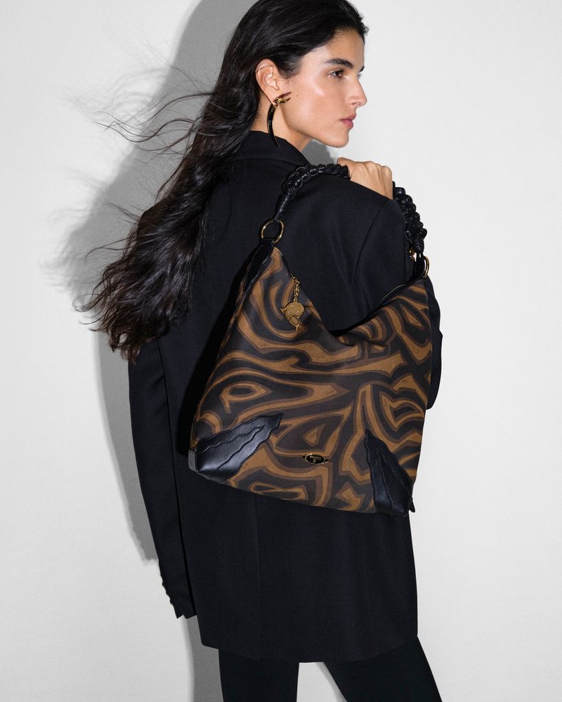 Pucci fait descendre le Palio de Sienne dans la nuit parisienne 51 LOOK25