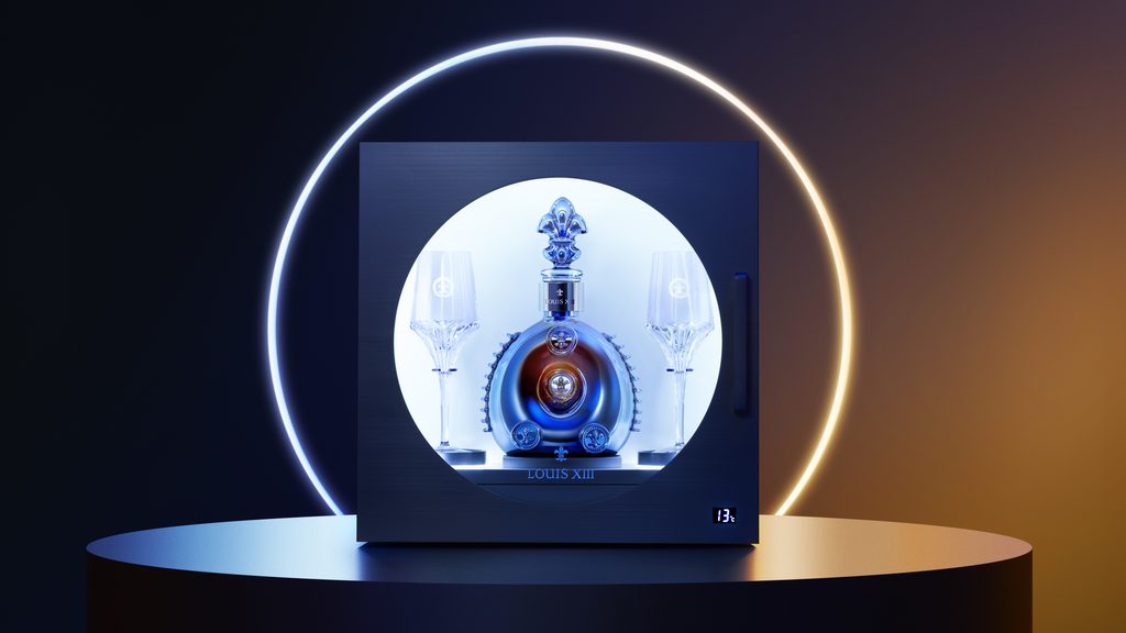 Ce que LOUIS XIII accepte enfin de partager du Grollet 30 LOUISXIII BLACKPEARL COOLING CELLAR KV 16x9 RGB