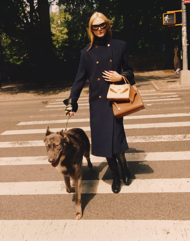 Tory Burch photographie New York à hauteur de laisse 29 Low Res 150 DPI TB FAL26 CAMPAIGN LEE RADZIWILL SHOT 13 63
