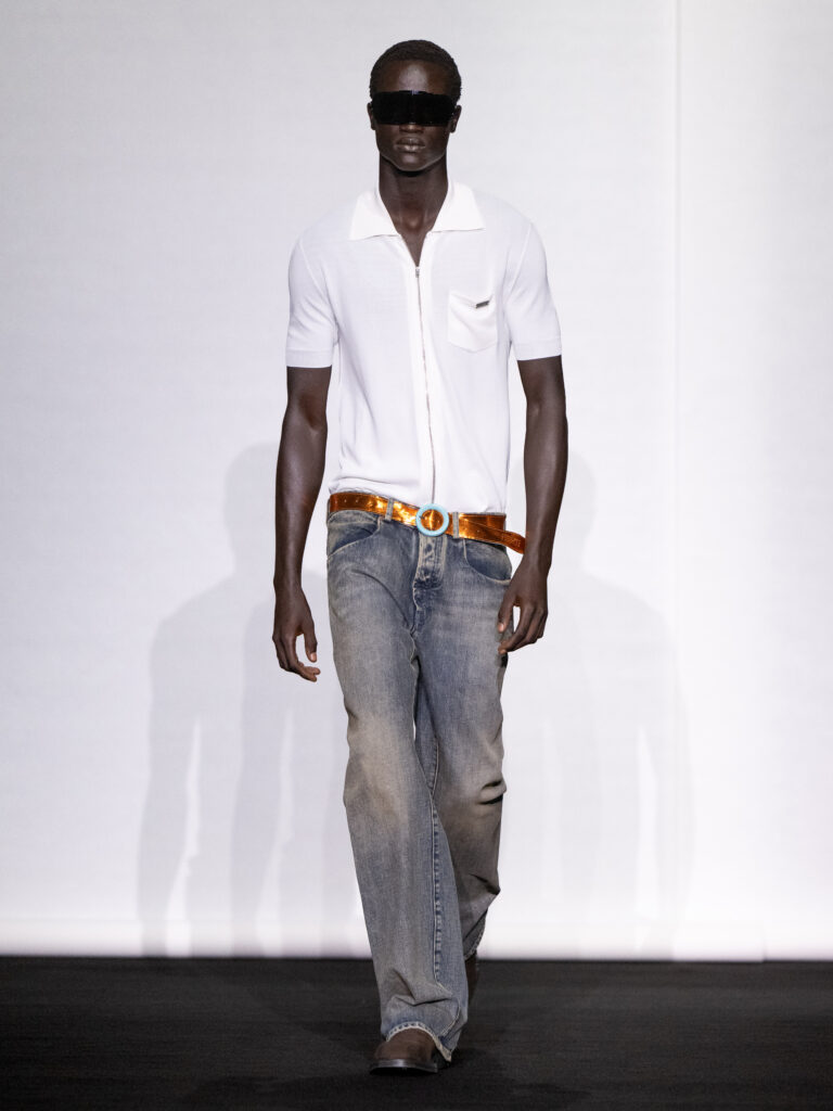 MM6 Maison Margiela déplace les vêtements plutôt que de les réinventer 171 MM6 SS27 019