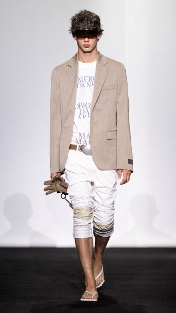 MM6 Maison Margiela déplace les vêtements plutôt que de les réinventer 271 MM6 SS27 LOOK 032 2