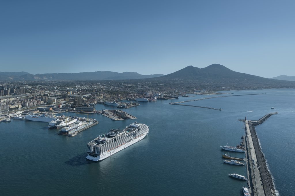 MSC Croisières rejoint l'America's Cup, retour aux sources méditerranéennes 31 MSC26051006