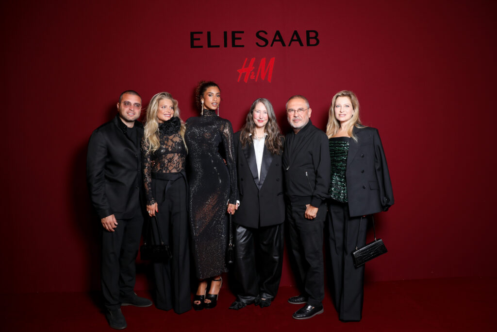 Elie Saab et H&M : une robe de mariée dévoilée en musique au Palais Brongniart 138 Mr Elie Saab Jr Christina Saab Imaan Hammam Ann Sofie Johansson Mr Elie Saab Claudine Saab