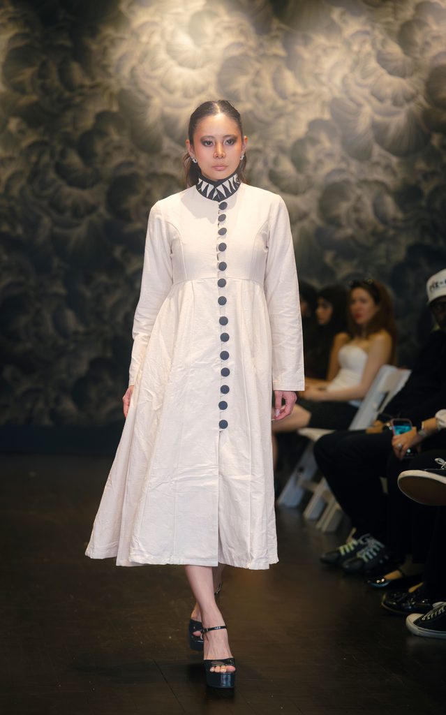 Omar Mansoor fait du tissage artisanal la structure de sa collection SS27 34 Omar Mansoor NYFW SS27 10