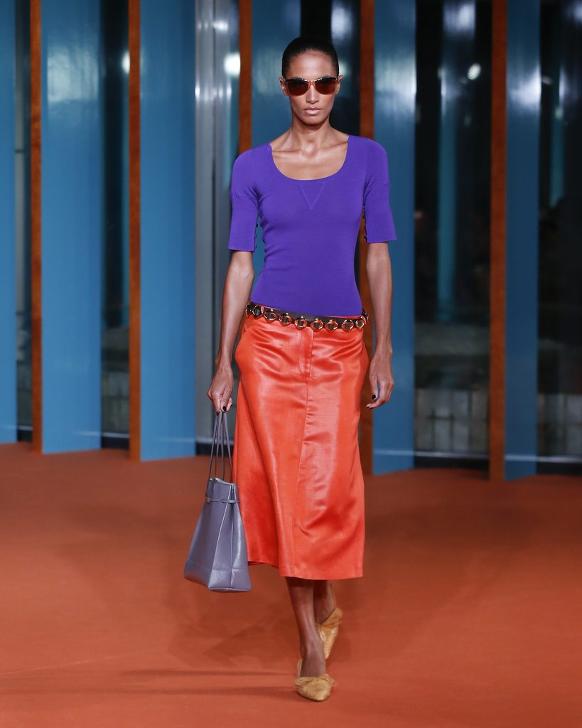 Tory Burch mêle féminité opulente et pragmatisme américain pour son Printemps-Été 2027 40 TB SS27 SHOW LOOK 016 4x5