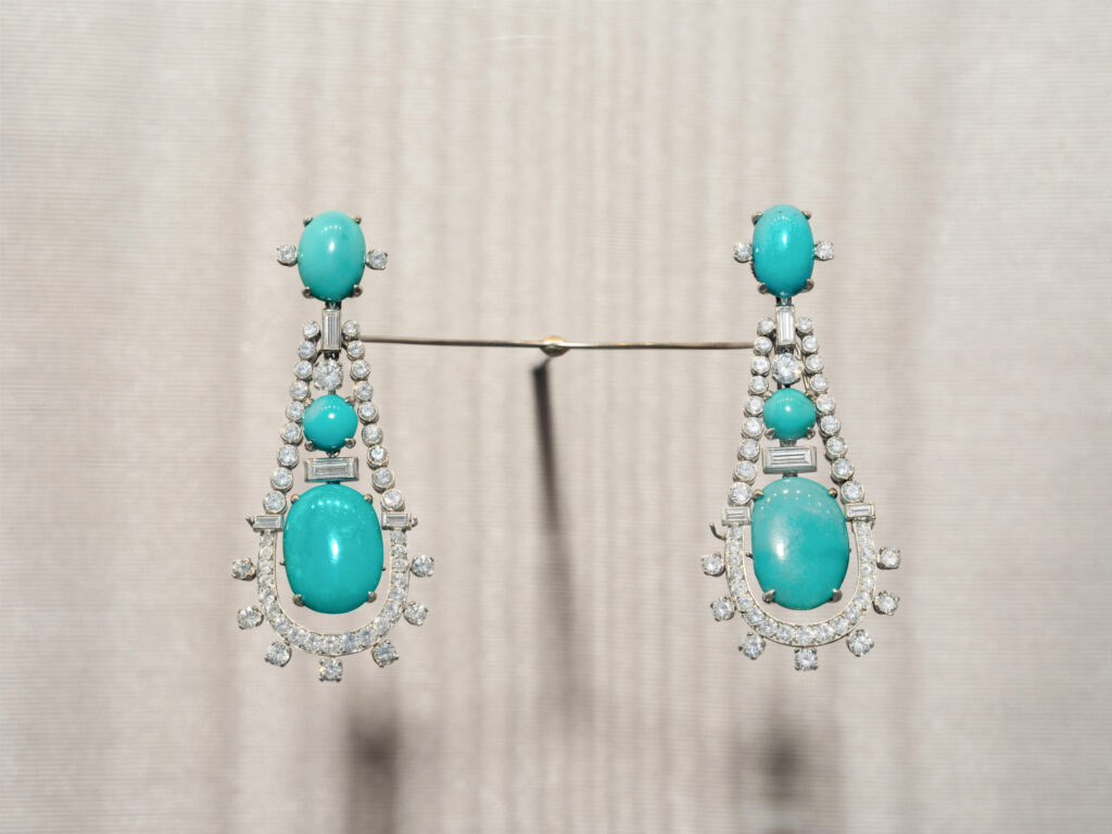 À Shanghai, Bvlgari fait de la couleur un langage diplomatique 86 TCTC5143