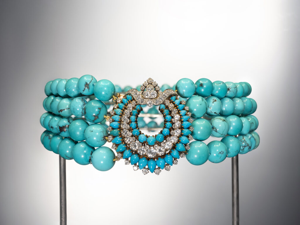 À Shanghai, Bvlgari fait de la couleur un langage diplomatique 43 TCTC5586