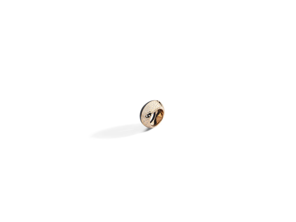 Vhernier Trottola : le jais noir fait tourner la toupie 25 VH0G1849A0431 TROTTOLA ring rose gold diamonds and jet V2.jpgr