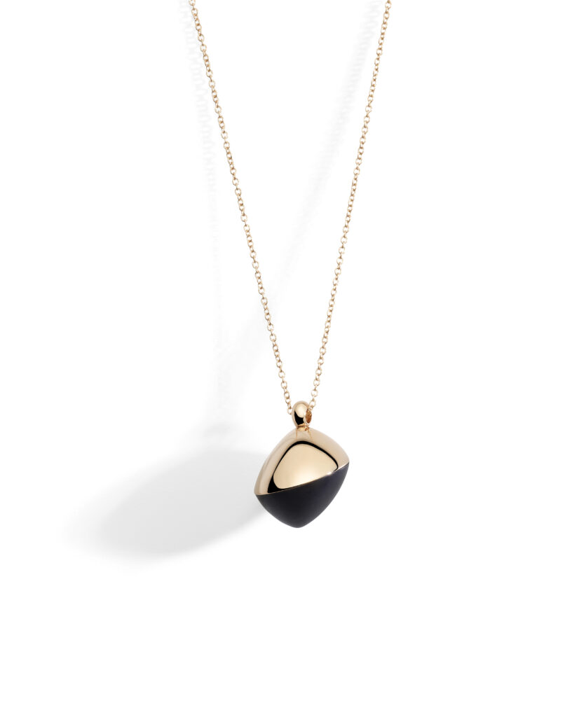 Vhernier Trottola : le jais noir fait tourner la toupie 38 VH0N1849C0250 TROTTOLA pendant in rose gold and jet V2