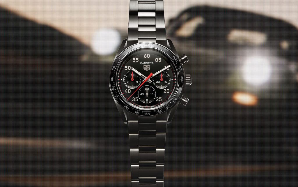 TAG Heuer Carrera Chronograph Sport : le retour de l'icône racing 37 Web 2000px CARRERA CDB2110.BA0054 BT HERO FULLFRAME