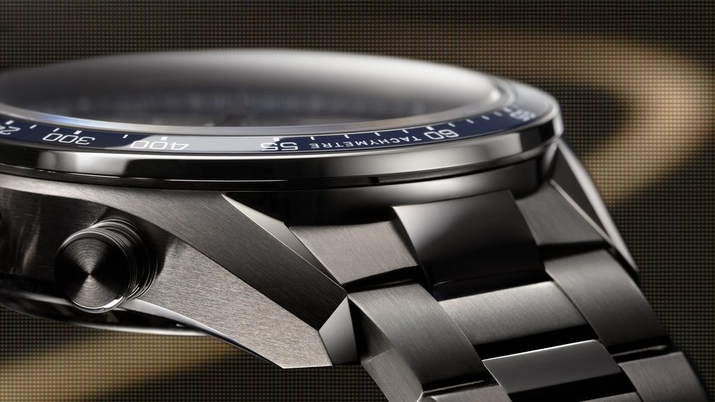 TAG Heuer Carrera Chronograph Sport : le retour de l'icône racing 52 Web 2000px CARRERA CDB2111.BA0054 BT SIDE 16 9