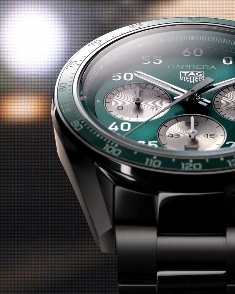 TAG Heuer Carrera Chronograph Sport : le retour de l'icône racing 68 Web 2000px CARRERA CDB2112.BA0054 BT DIAL 4 5