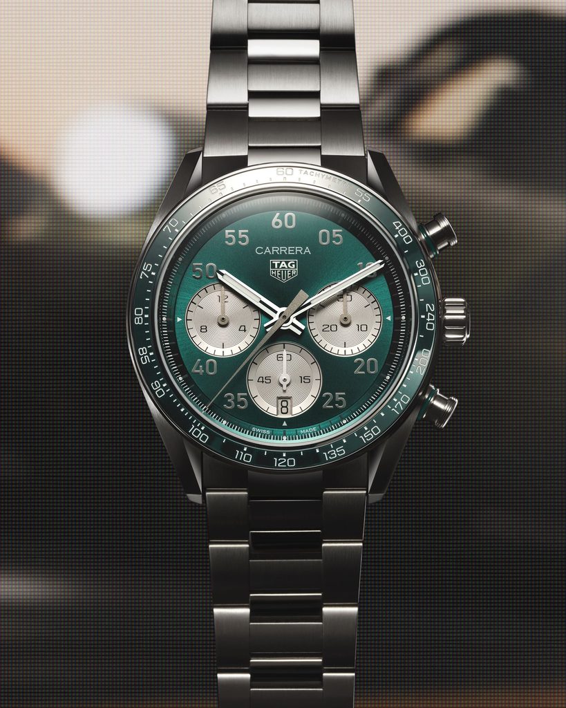 TAG Heuer Carrera Chronograph Sport : le retour de l'icône racing 72 Web 2000px CARRERA CDB2112.BA0054 BT HERO 4 5