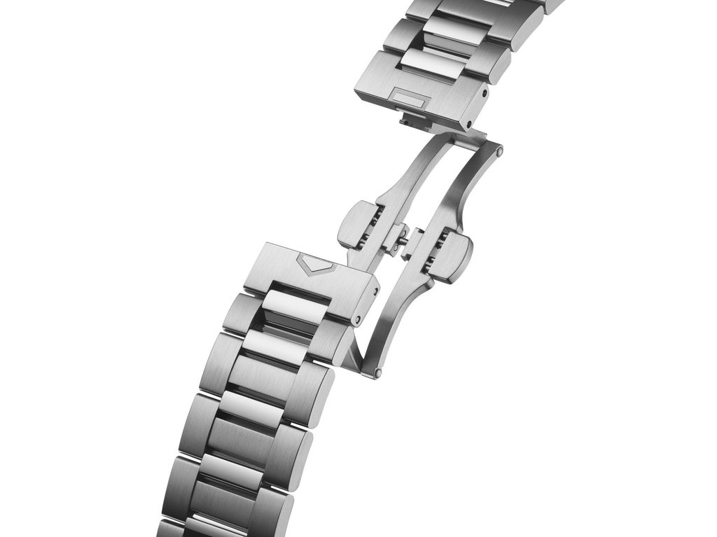 TAG Heuer Carrera Chronograph Sport : le retour de l'icône racing 90 Web 2000px CDB2110.BA0054 BUCKLE