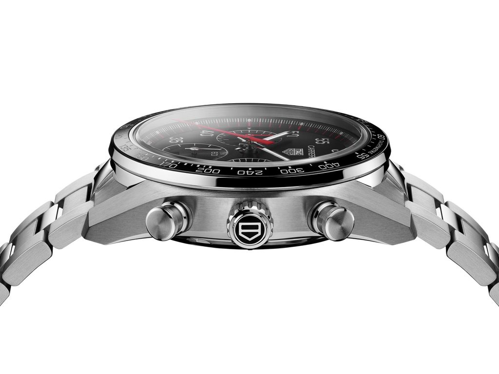 TAG Heuer Carrera Chronograph Sport : le retour de l'icône racing 95 Web 2000px CDB2110.BA0054 PROFILE