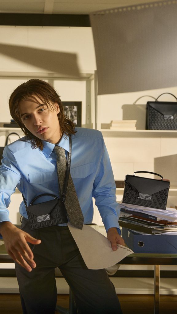 APEX, la nouvelle maroquinerie S.T. Dupont qui réinvente le bureau 26 apex trunk 9 16