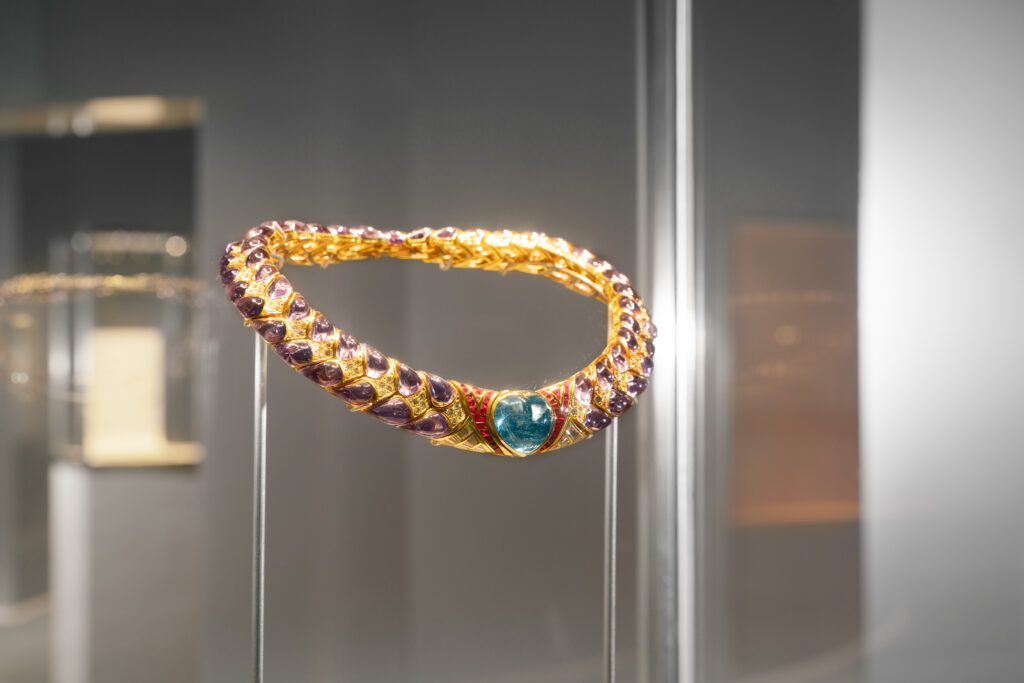 À Shanghai, Bvlgari fait de la couleur un langage diplomatique 36 bvlgari kaleidos shanghai DSC0341