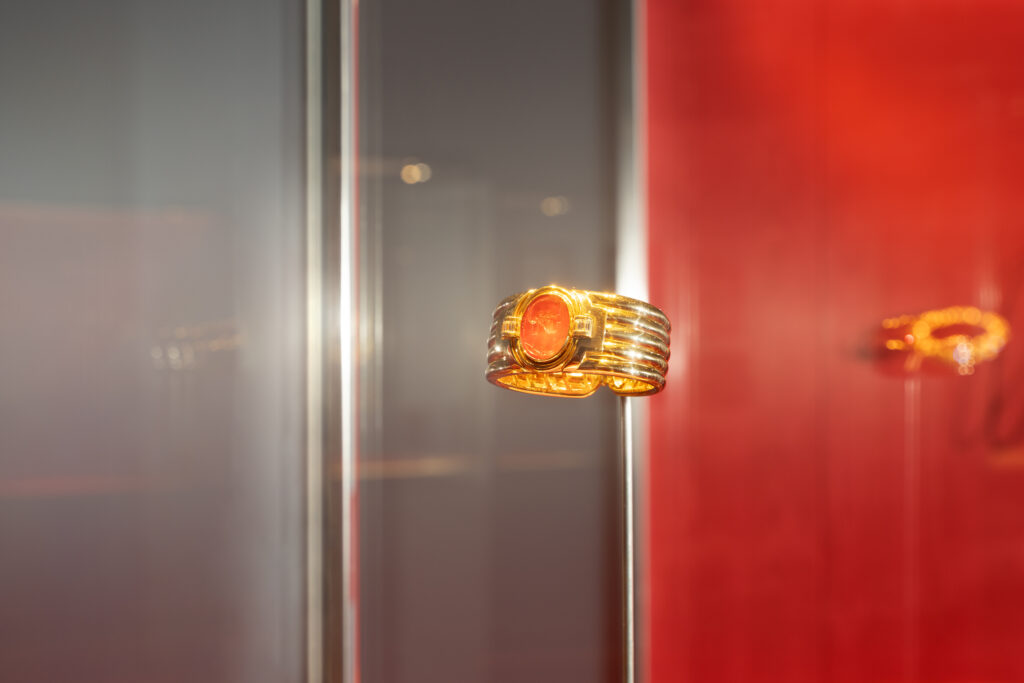 À Shanghai, Bvlgari fait de la couleur un langage diplomatique 68 bvlgari kaleidos shanghai DSC0439