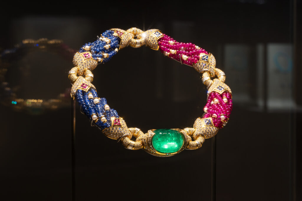 À Shanghai, Bvlgari fait de la couleur un langage diplomatique 47 bvlgari kaleidos shanghai DSC9690