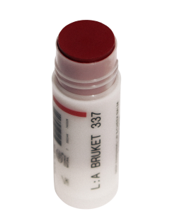 L:A Bruket transforme la cueillette suédoise en baume à lèvres 33 ed9a7703 b59c 482f aef6 0a61257be6f0