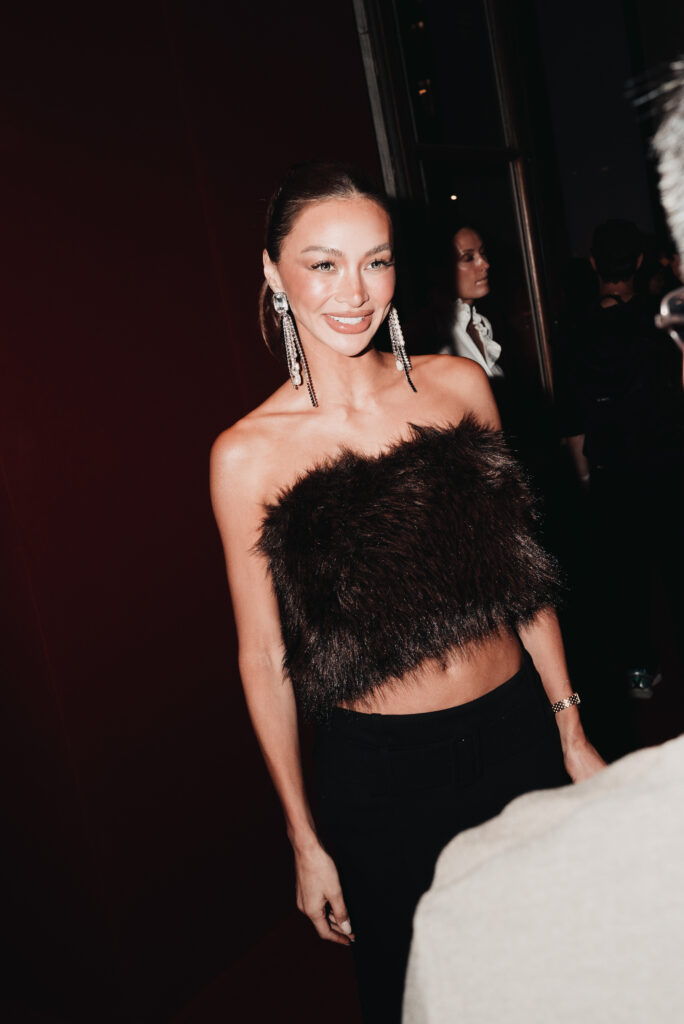 Elie Saab et H&M : une robe de mariée dévoilée en musique au Palais Brongniart 82 eliesaabhm event kylie verzosa 04