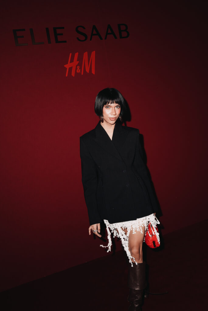 Elie Saab et H&M : une robe de mariée dévoilée en musique au Palais Brongniart 204 eliesaabhm event mimi yuuuh 02