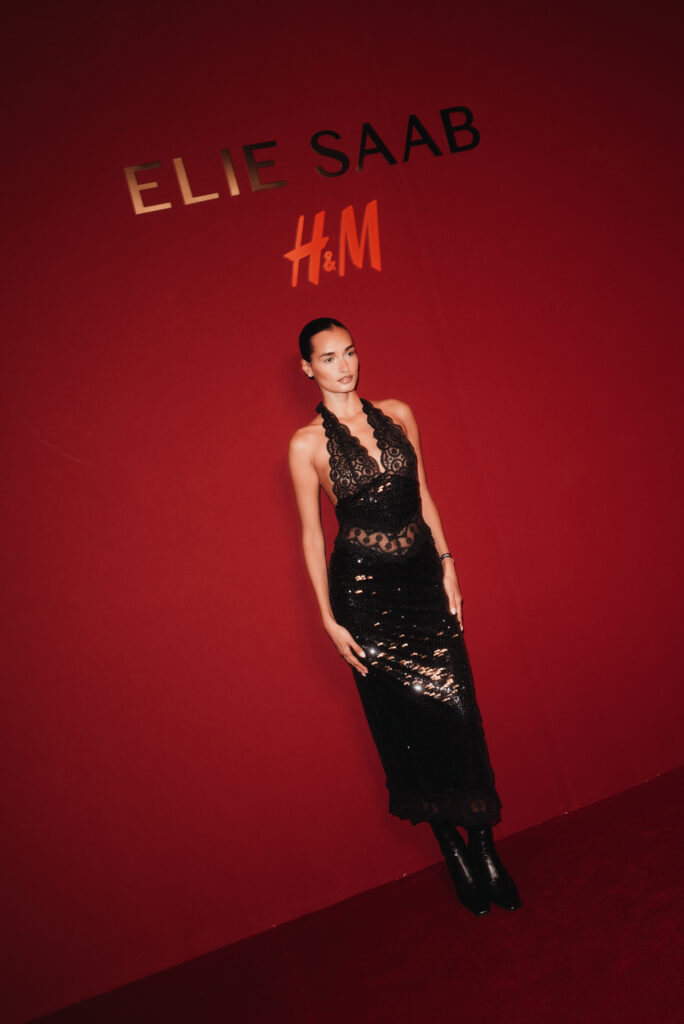 Elie Saab et H&M : une robe de mariée dévoilée en musique au Palais Brongniart 207 eliesaabhm event social 03