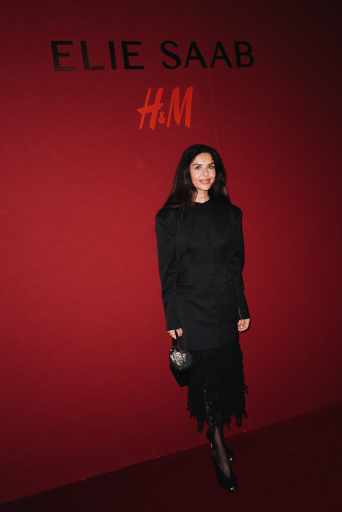 Elie Saab et H&M : une robe de mariée dévoilée en musique au Palais Brongniart 113 eliesaabhm event sonia uppal 01