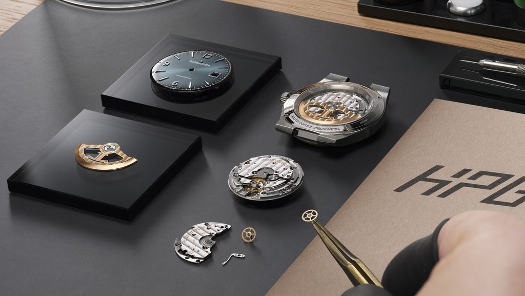 Jaeger-LeCoultre grave sa garantie au dos de la montre 27 jlc 09 26 hpg31322 n33
