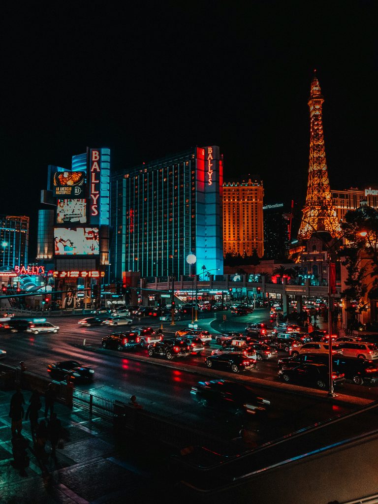 Guide Michelin Las Vegas : gastronomie d'enclave et scène d'auteur 25 kiefer wright BH2Acb9IXkk unsplash 768x1024 1