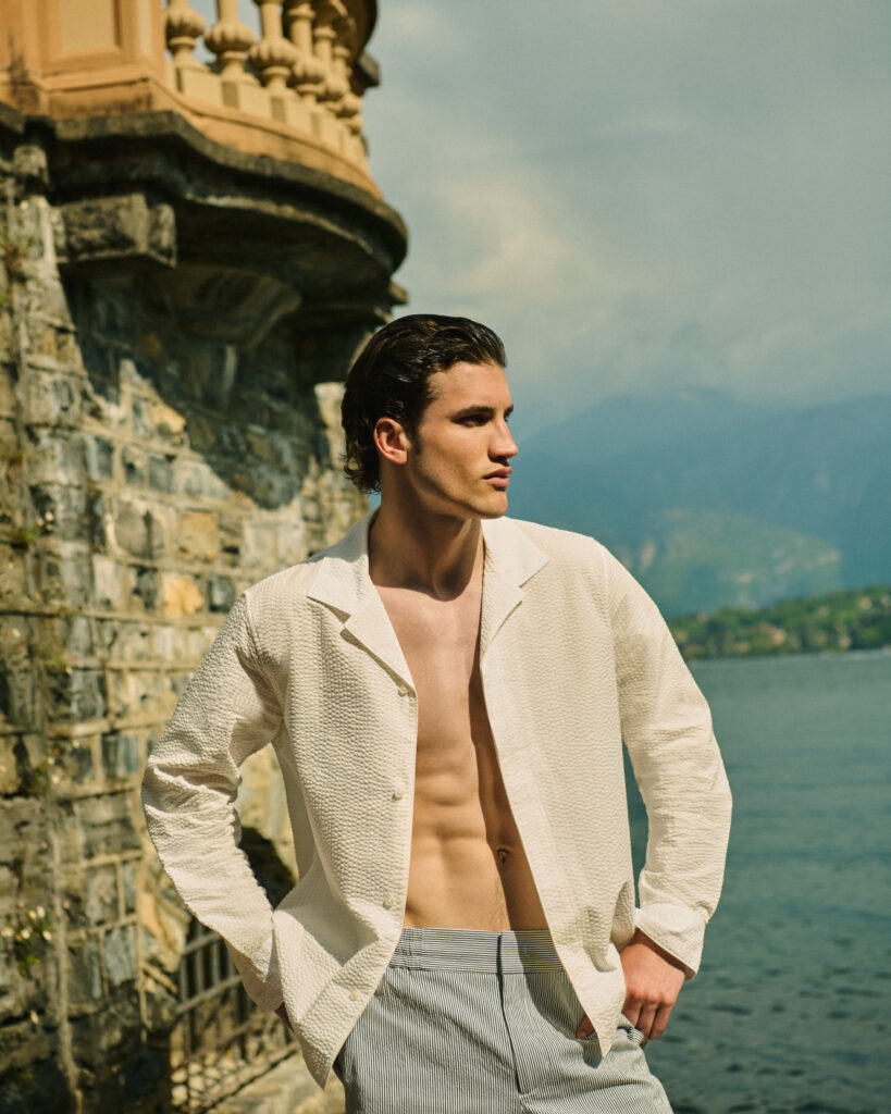 Orlebar Brown Cruise 2026 : le lac de Côme en soie, lin et maille 18 20260412 ORLEBAR BROWN LAKE COMO SHOT 46 122