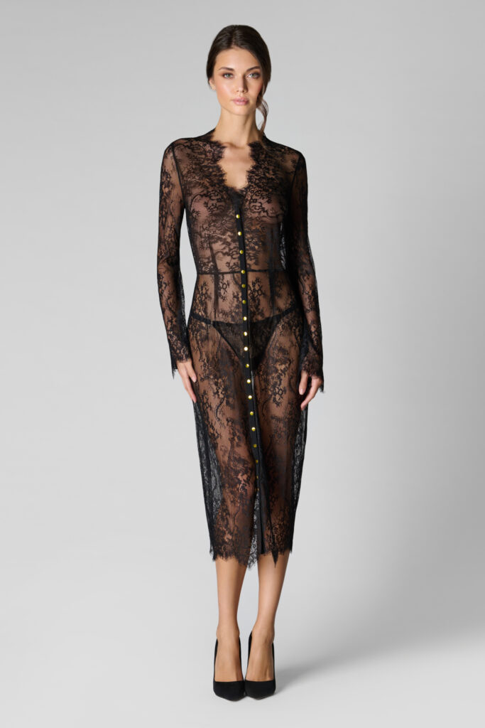 Maison Close devient Scandale et fait du Trianon sa scène 125 565466 Robe dentelle 1