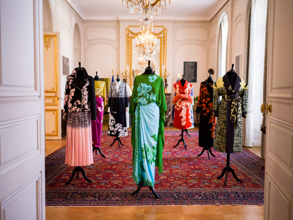L’architecture du corps et l’art de la transformation dans la collection Katerin Theys 26 B0013686