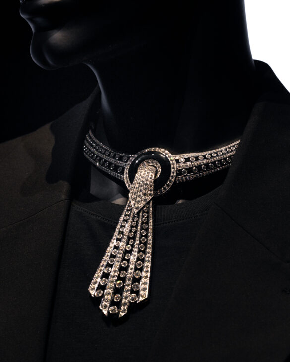 Boucheron in focus A Monograph of a Visionary Architecture Look 3 Lavalliere Necklace