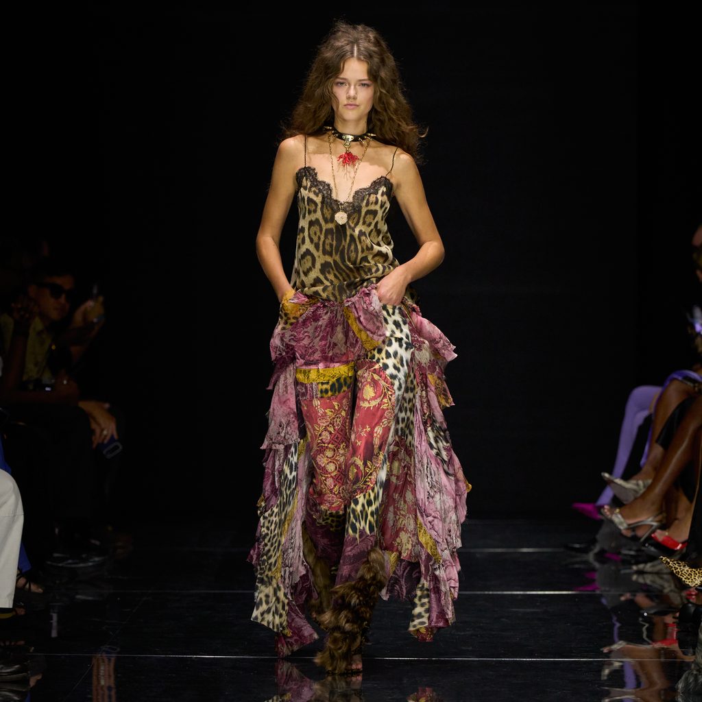 Superposer par Roberto Cavalli, printemps-été 2027 27 Cavalli S27 003 1X1