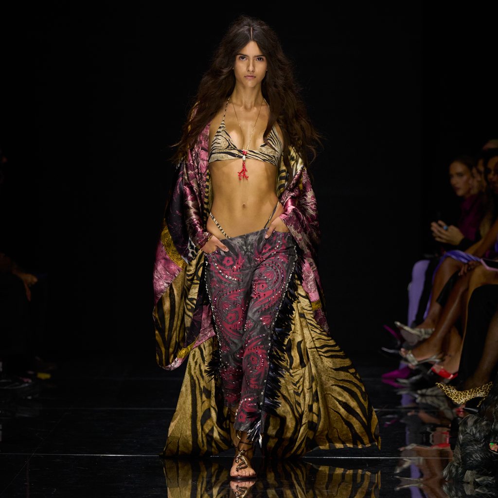 Superposer par Roberto Cavalli, printemps-été 2027 33 Cavalli S27 009 1X1