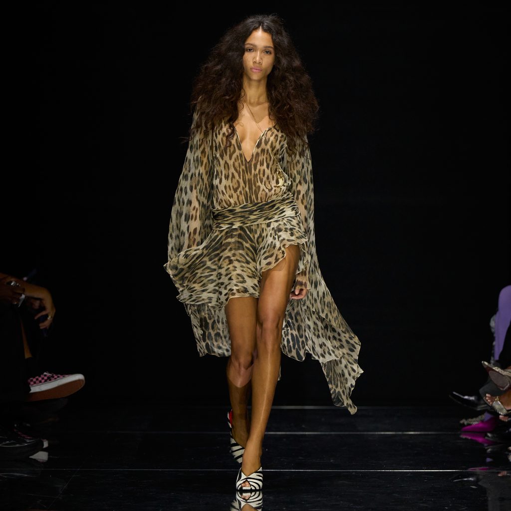 Superposer par Roberto Cavalli, printemps-été 2027 39 Cavalli S27 015 1X1