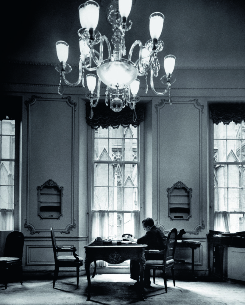 Talk to Me, Harry Winston : une collection bâtie sur l'archive plutôt que sur l'inédit 30 Harry Winston TTMHW Lifestyle 2