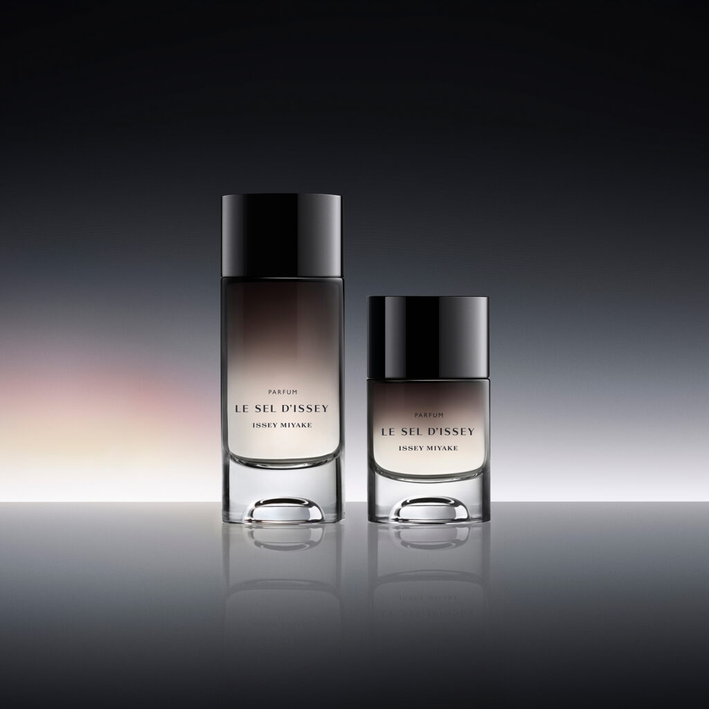 Le Sel d'Issey Parfum : l'intensité se lit d'abord dans le verre 36 IM SI PFM 2026 Still Digital visual CREATIVE PACKSHOT RANGE PFM RGB Web 2000X2000 300dpi