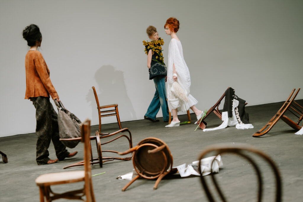 HKFG SS27 : huit marques de Hong Kong à Paris, puis un pop-up 47 KINYAN 06
