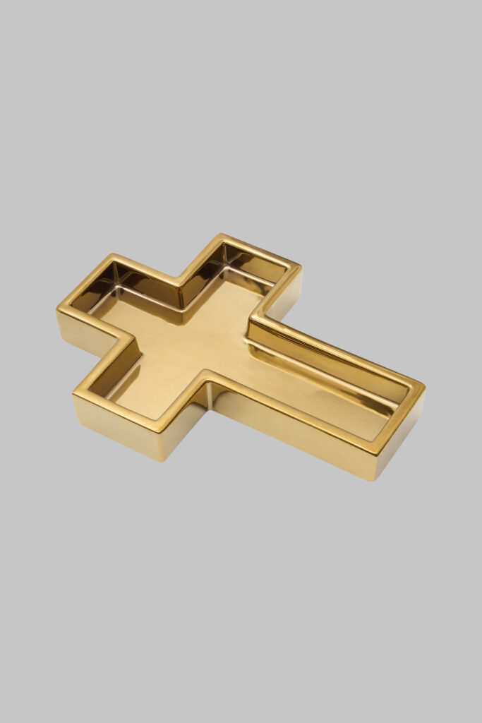 Maison Close devient Scandale et fait du Trianon sa scène 181 NSPIRATION DIVINE INSPIRATION DIVINE TRAY SD