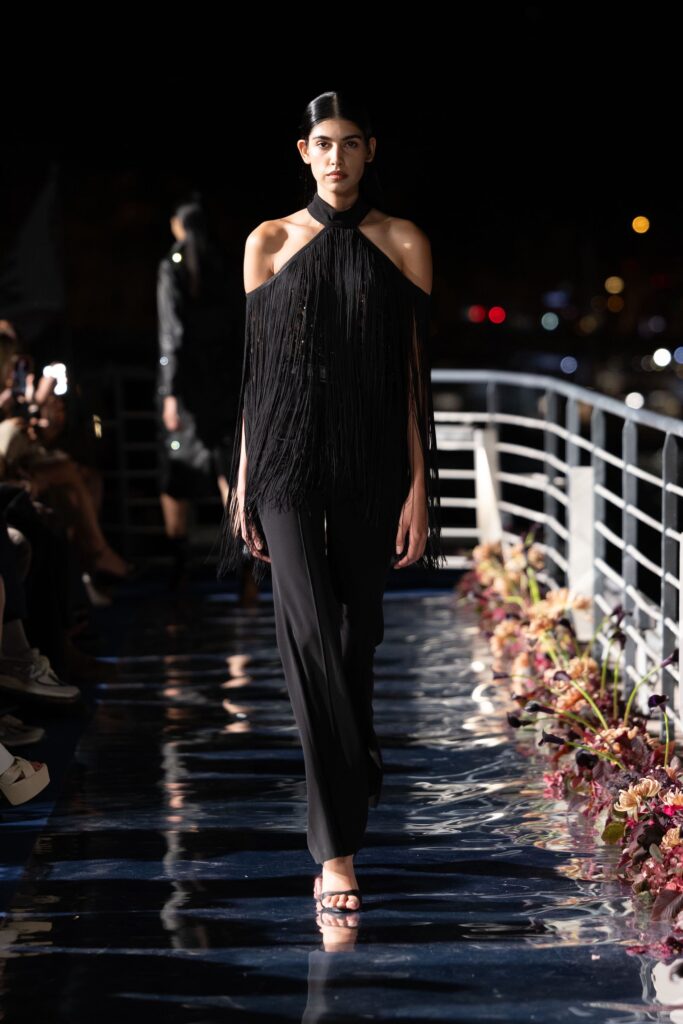 Nadine Merabi fait ses débuts à la Paris Fashion Week 26 Nadine Merabi 3