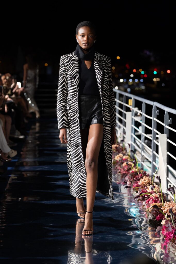 Nadine Merabi fait ses débuts à la Paris Fashion Week 28 Nadine Merabi 8