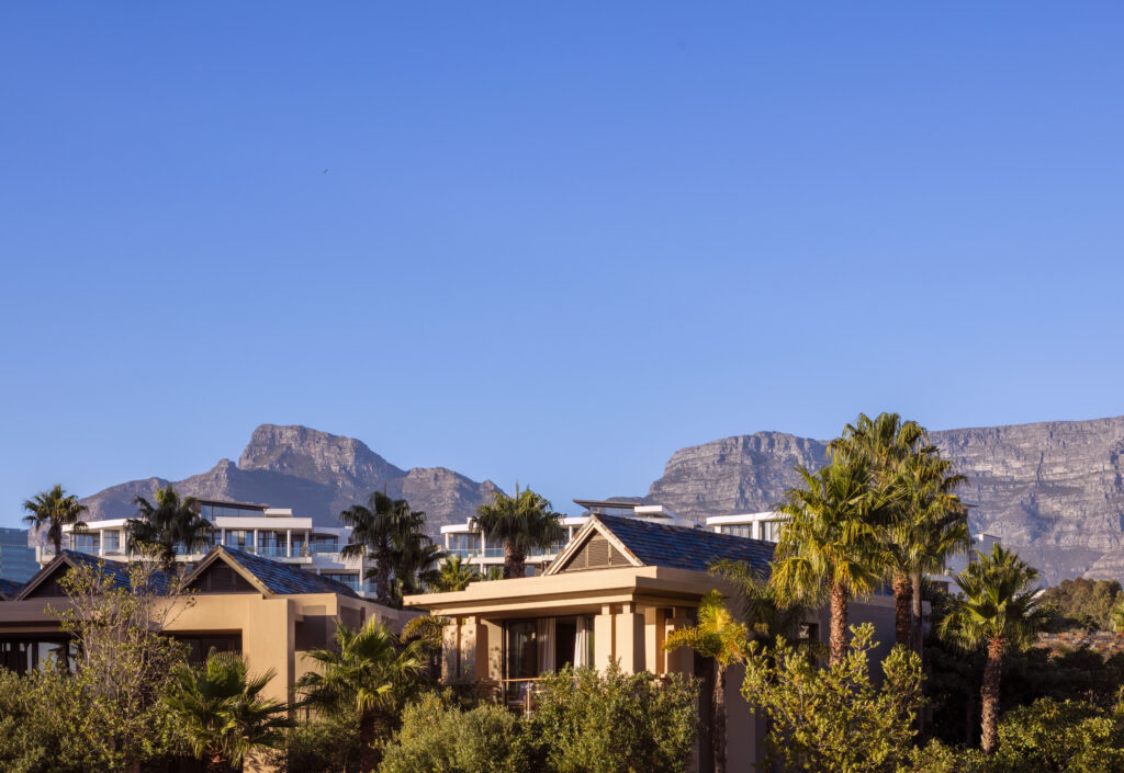 Le Cap, puis Shamwari : l'itinéraire City & Safari de Kerzner 43 OO CapeTown Exterior Island Balcony Wide 0229 MASTER