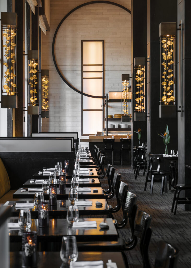 Le Cap, puis Shamwari : l'itinéraire City & Safari de Kerzner 29 OO CapeTown FB Restaurant Nobu Tables 0455 MASTER