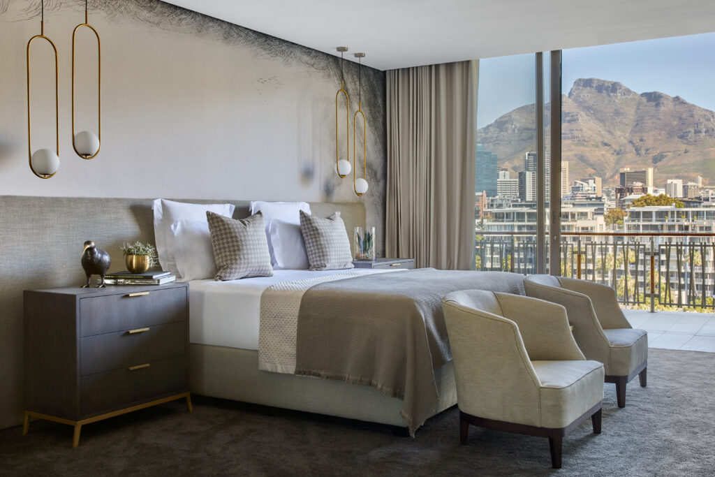 Le Cap, puis Shamwari : l'itinéraire City & Safari de Kerzner 42 OO CapeTown LionsHeadPenthouse Bedroom 073