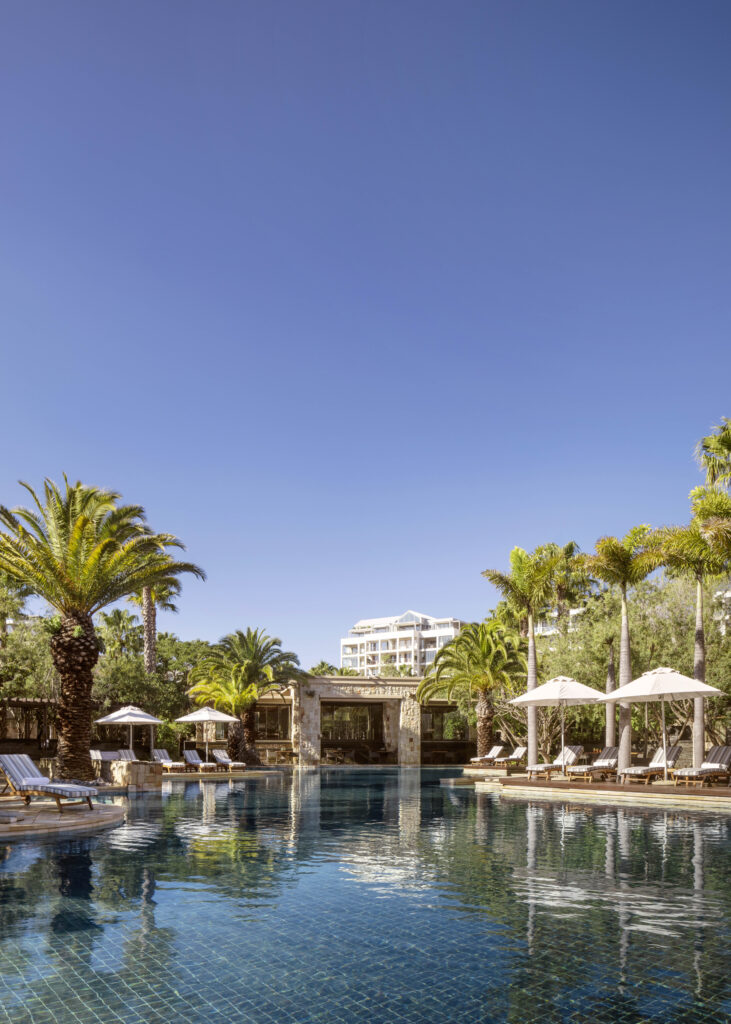 Le Cap, puis Shamwari : l'itinéraire City & Safari de Kerzner 36 OO CapeTown Pool Area Wide 0564 MASTER