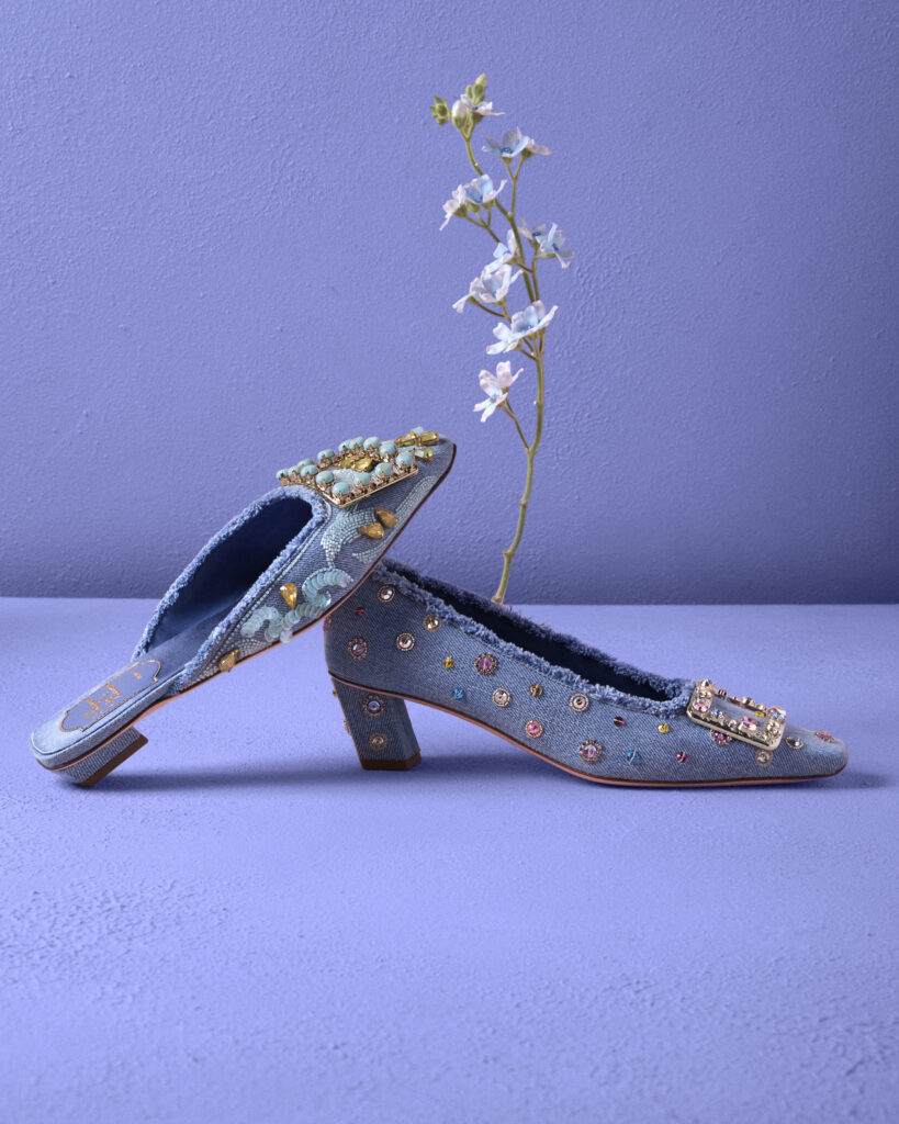 Papillons et héritage des années 1960 dans la collection Roger Vivier 27 RV SS27 HERO 4 4.5
